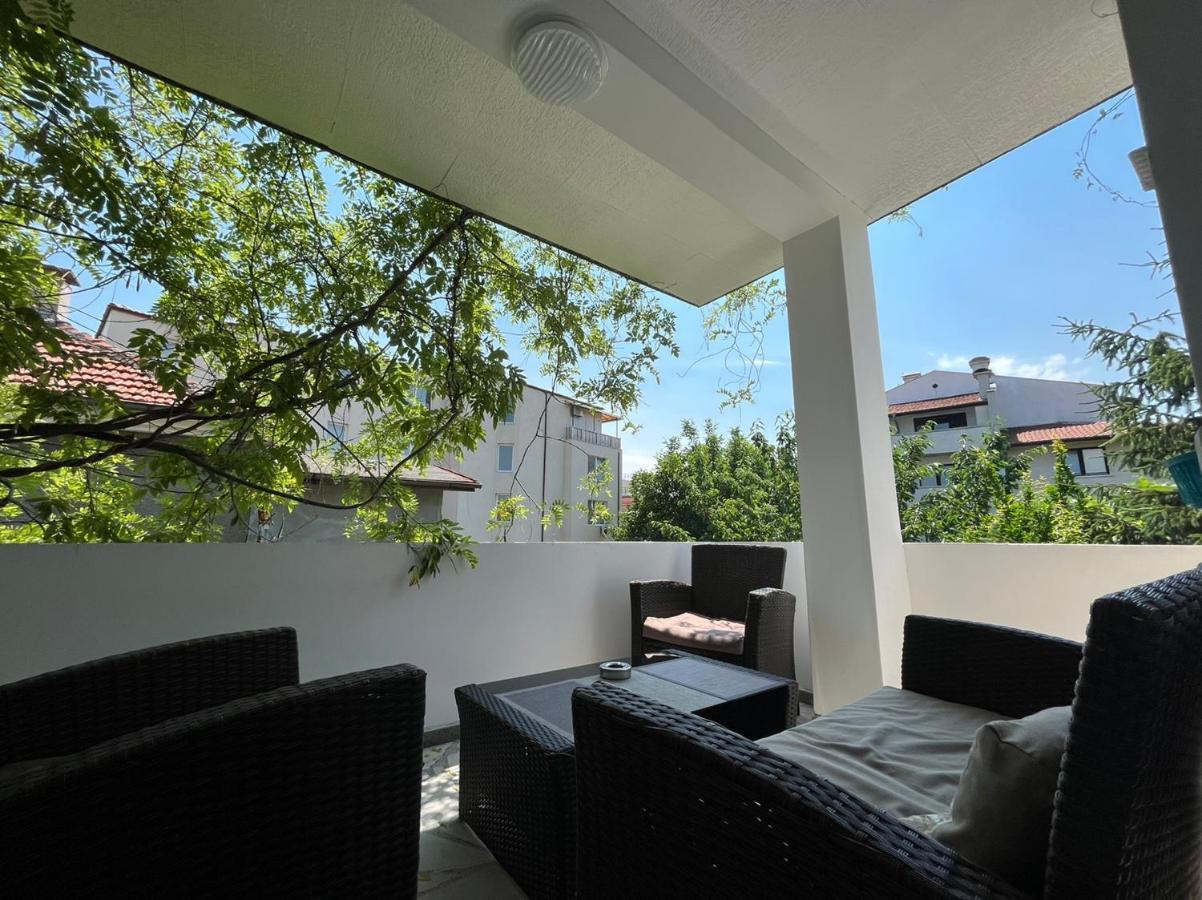 Hotel Izgrev Sarafovo à Burgas Extérieur photo