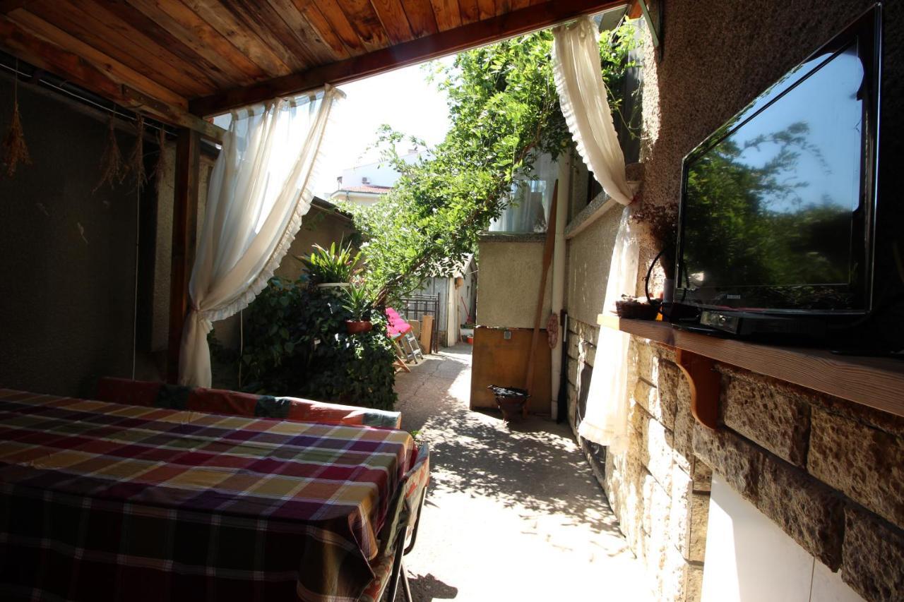 Hotel Izgrev Sarafovo à Burgas Extérieur photo